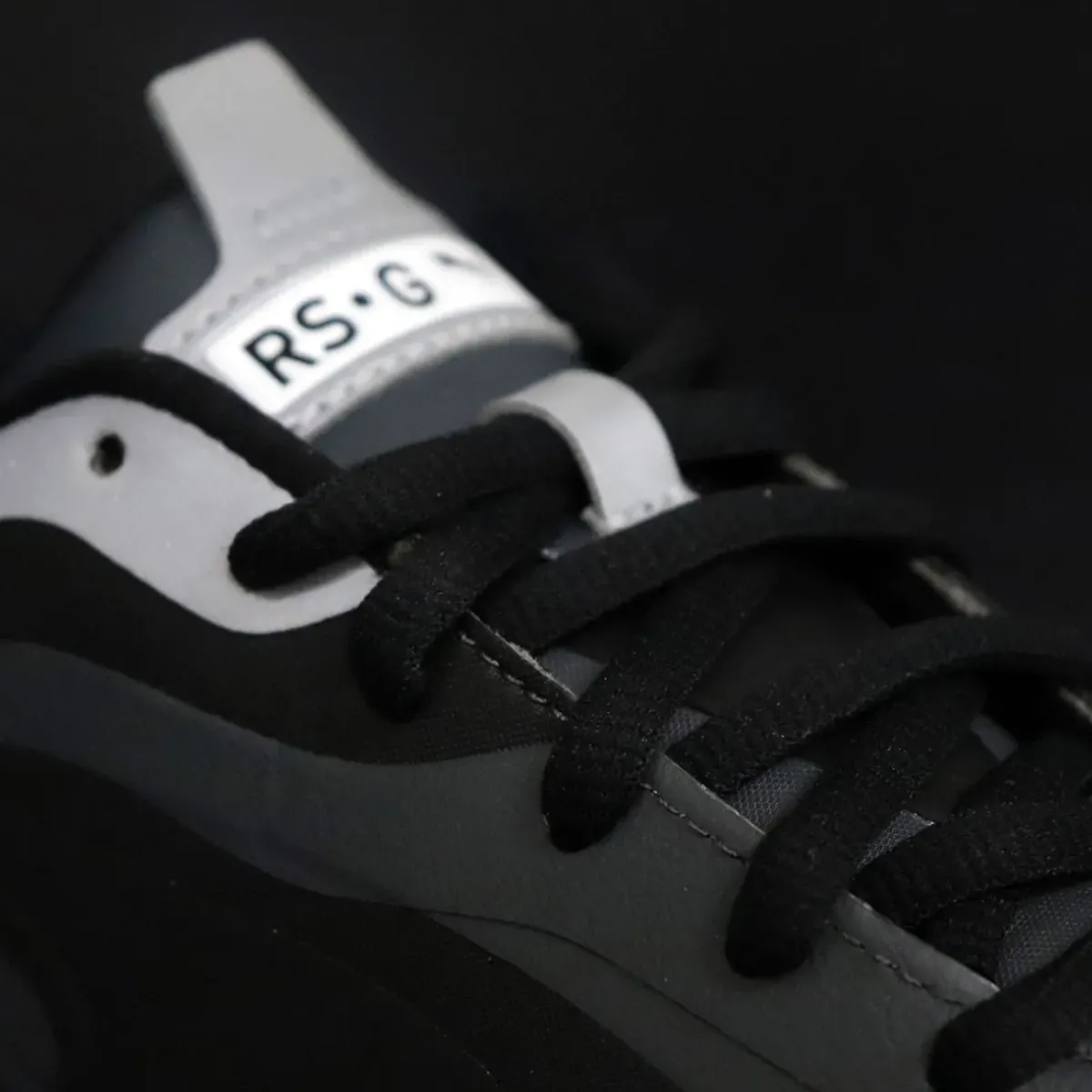 New PUMA Men's RS-G Waterproof Spikeless Golf Shoes Men's Spikeless Golf Shoes|Men's Waterproof Golf Shoes